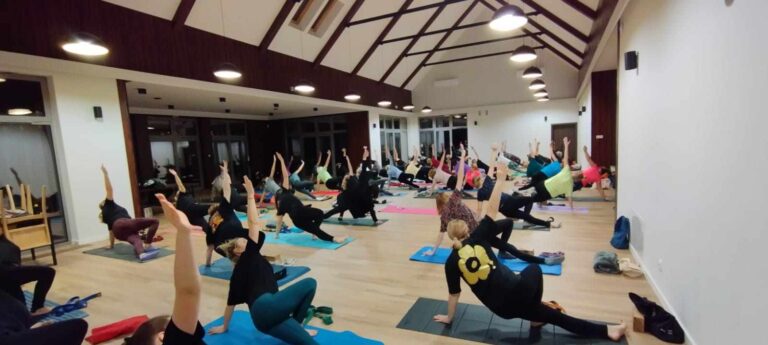 Wtorkowa joga – chwila wyciszenia dla nas wszystkich